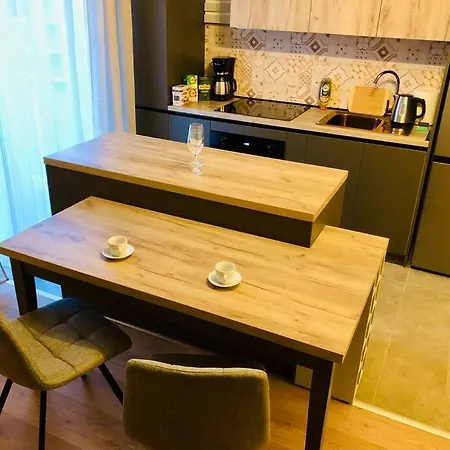 Apartmán Joy City Vivalia V6b-64 *